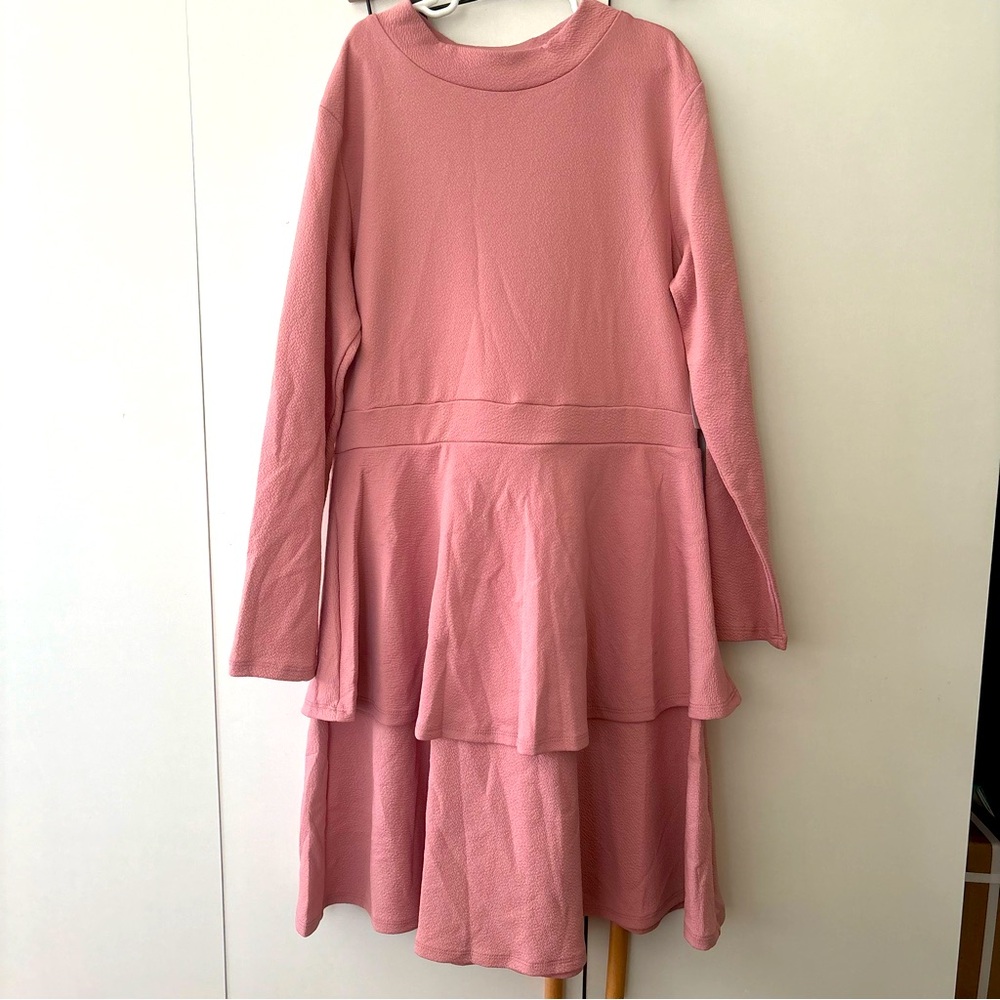 NWT Ava & Yelly Dress